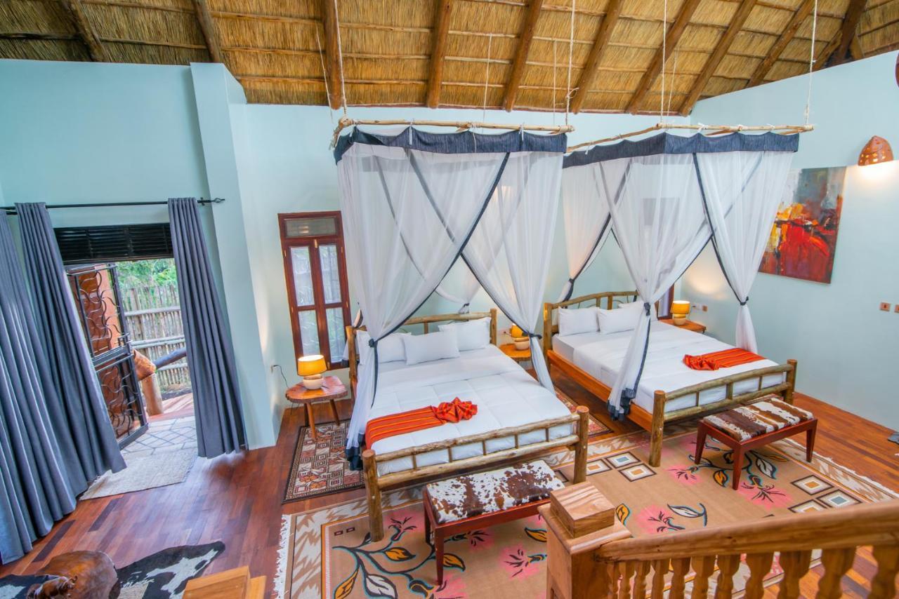 Buffalo Safari Lodge Katunguru エクステリア 写真