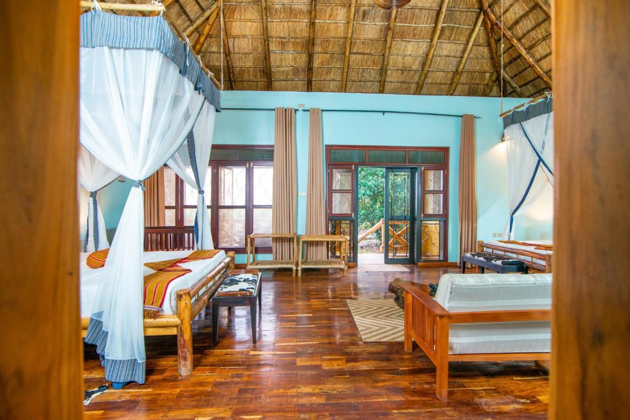 Buffalo Safari Lodge Katunguru エクステリア 写真