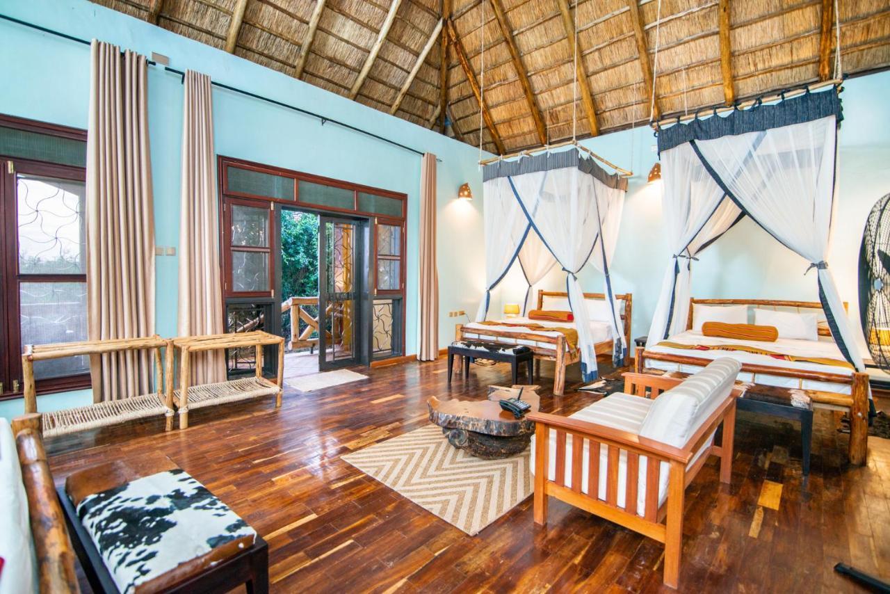 Buffalo Safari Lodge Katunguru エクステリア 写真