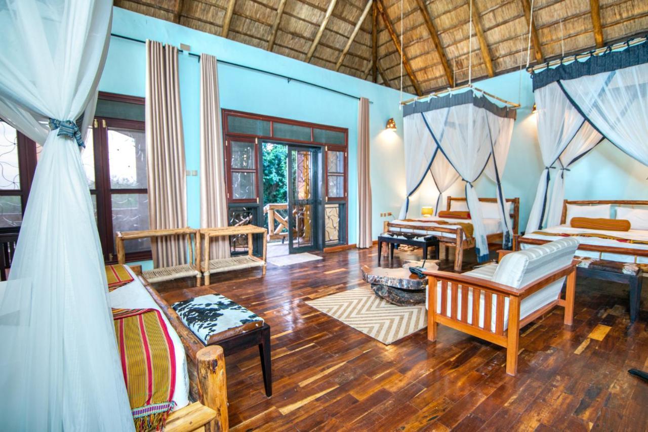 Buffalo Safari Lodge Katunguru エクステリア 写真
