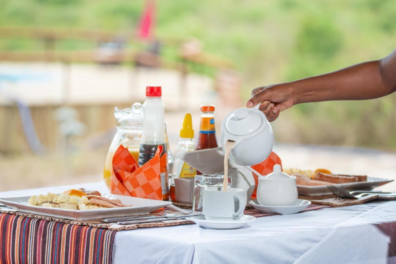 Buffalo Safari Lodge Katunguru エクステリア 写真